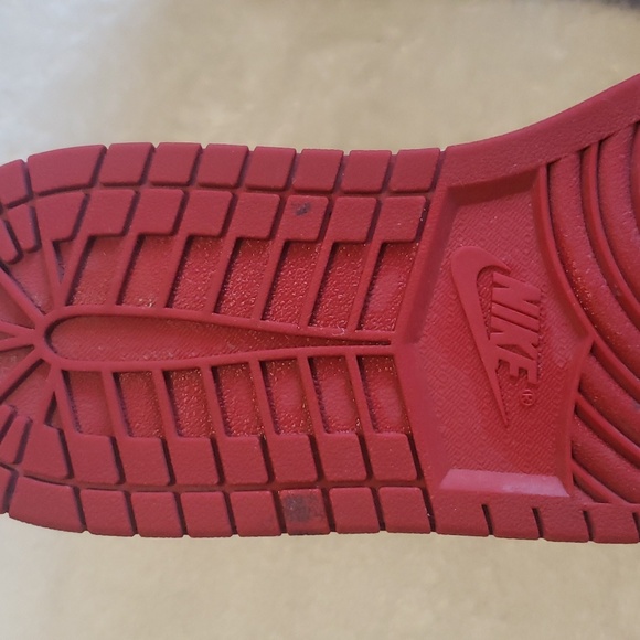 Nike Air Jordans 1 - Picture 8 of 10